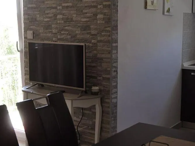 Apartmán Profaca - Two Bedroom With Terrace *